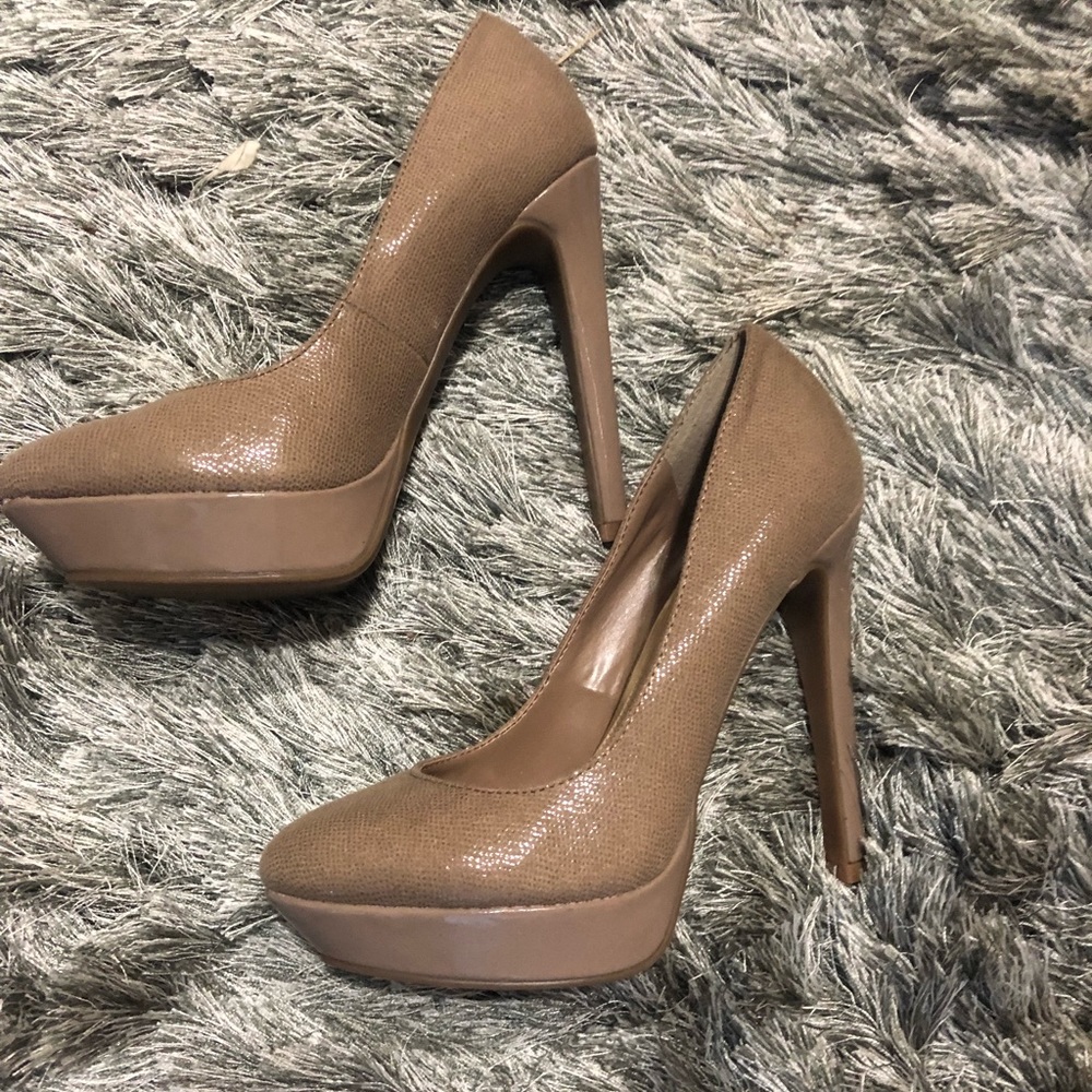 Jessica Simpson Heels